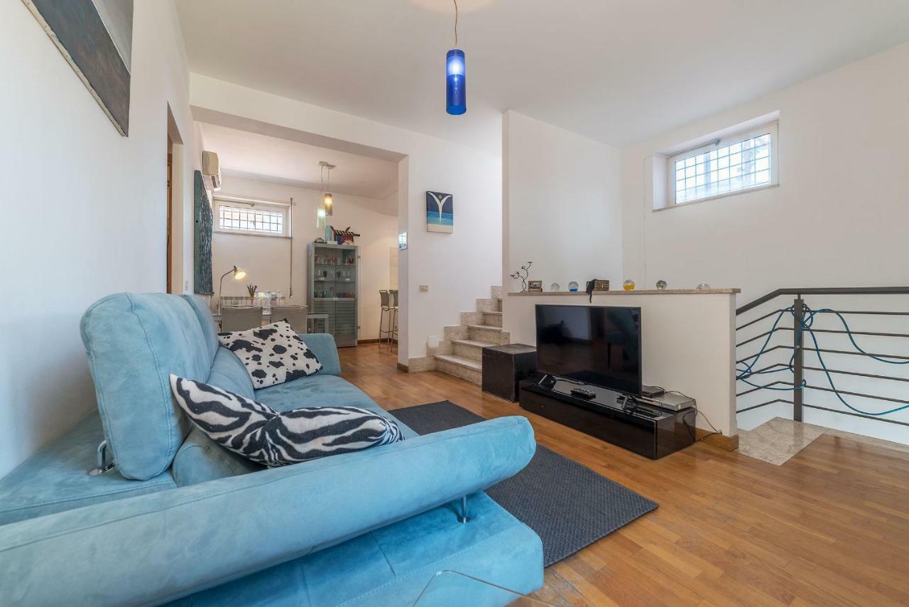 Ostiense Exclusive Terrace Flat Apartment Rome